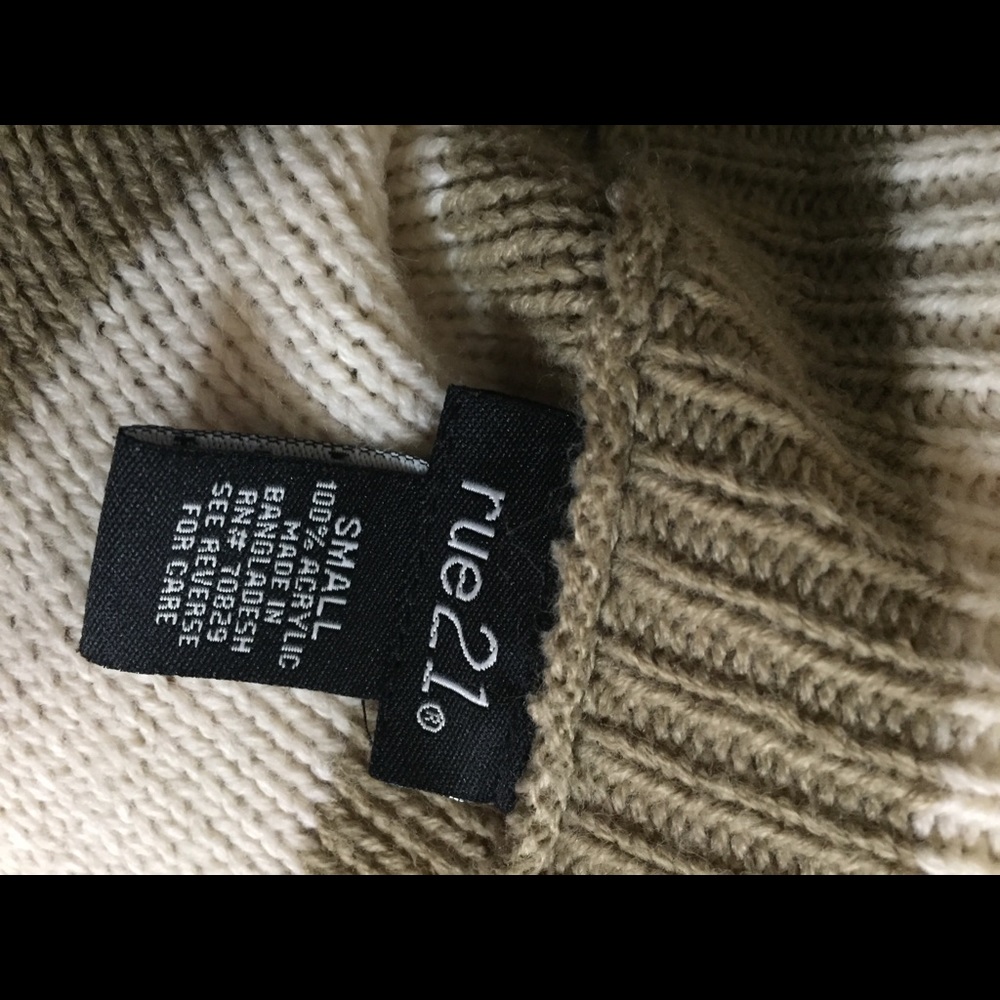 Cardigan - Picture 2 of 3